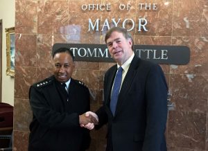 Photo of Huntsville Mayor Battle and General Dennis Via