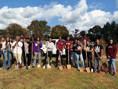 Click to view Volunteers Help Expand Huntsville’s Tree Canopy at Cavalry Hill