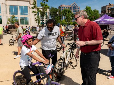 Click to view Cycling the City: Mayor Battle leads annual Bike Ride May 7