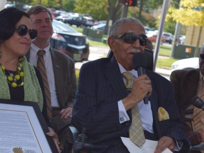 Click to view Civil Rights Leader Dr. Joseph E. Lowery Honored in Huntsville Ceremony